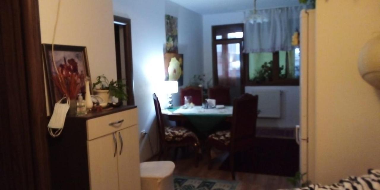 Apartament 2Camere - Prima Casa ฟลอเรชติ ภายนอก รูปภาพ