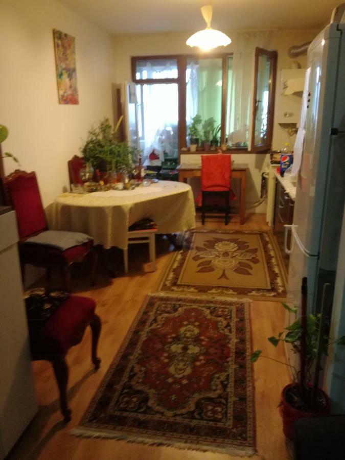Apartament 2Camere - Prima Casa ฟลอเรชติ ภายนอก รูปภาพ